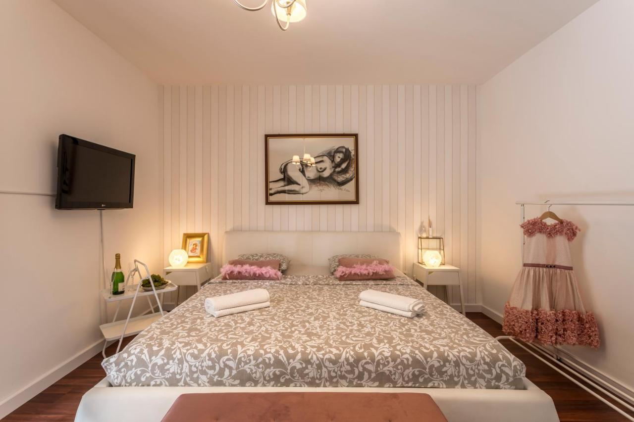 Appartamento Dalmatian 230M2 With Pool And Garden Near The Old Town For Families Spalato Esterno foto